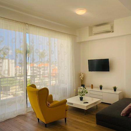 Punta Beach Bavaro Hotel Apartamentos Пунта-Кана Экстерьер фото